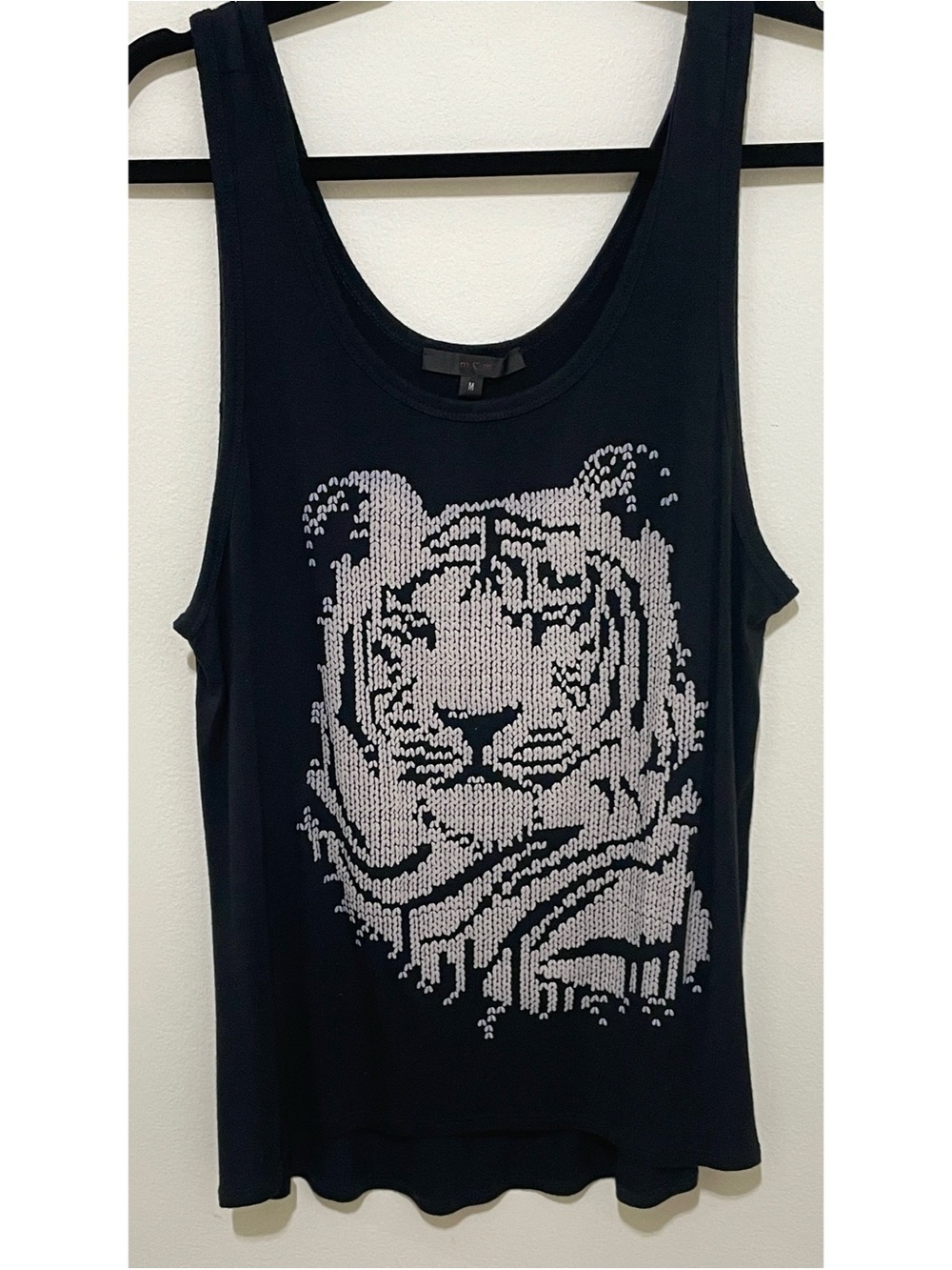 Women's Black Tank Top Tiger Graphic, Size Medium